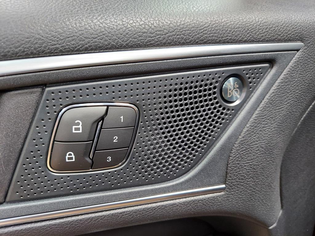 used 2024 Ford Edge car, priced at $29,999