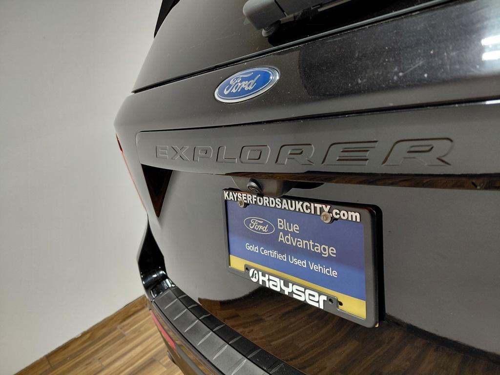 used 2022 Ford Explorer car, priced at $32,000