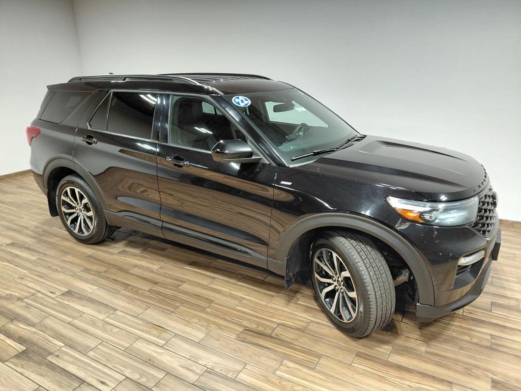 used 2022 Ford Explorer car, priced at $32,000