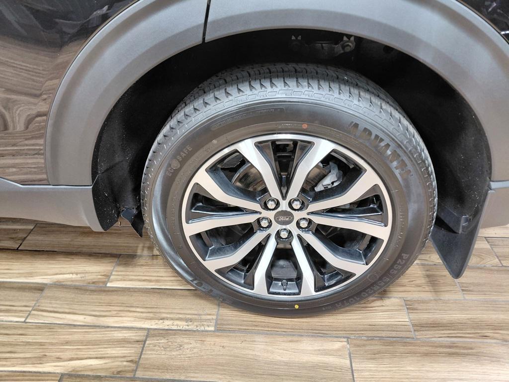 used 2022 Ford Explorer car, priced at $32,000