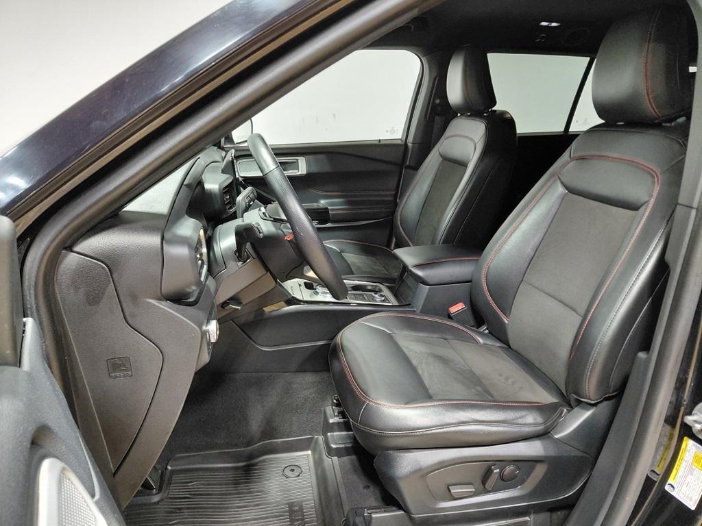 used 2022 Ford Explorer car, priced at $32,000