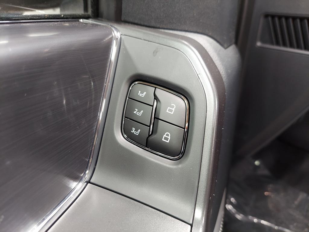 new 2025 Ford F-150 car, priced at $73,870