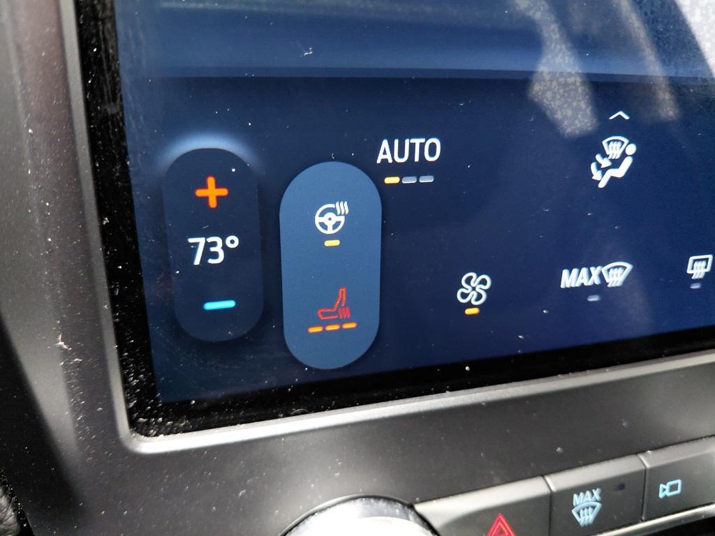 used 2024 Ford Edge car, priced at $29,500