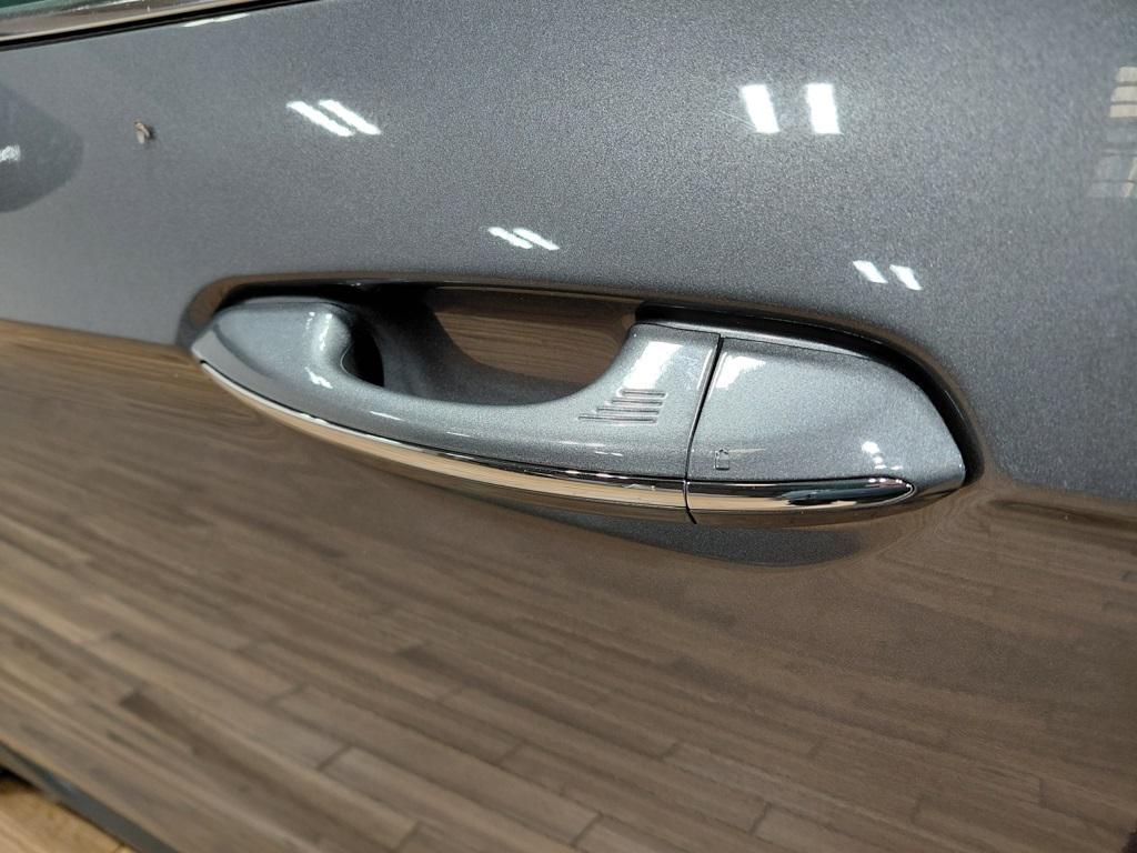 used 2024 Ford Edge car, priced at $29,500