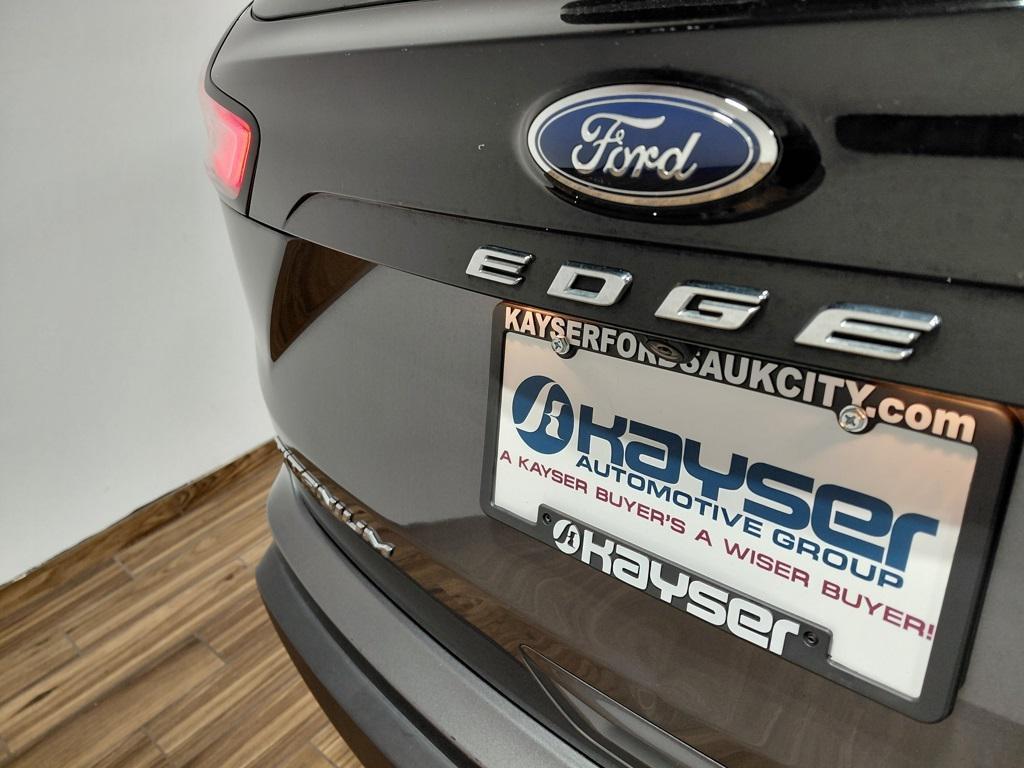 used 2024 Ford Edge car, priced at $29,500
