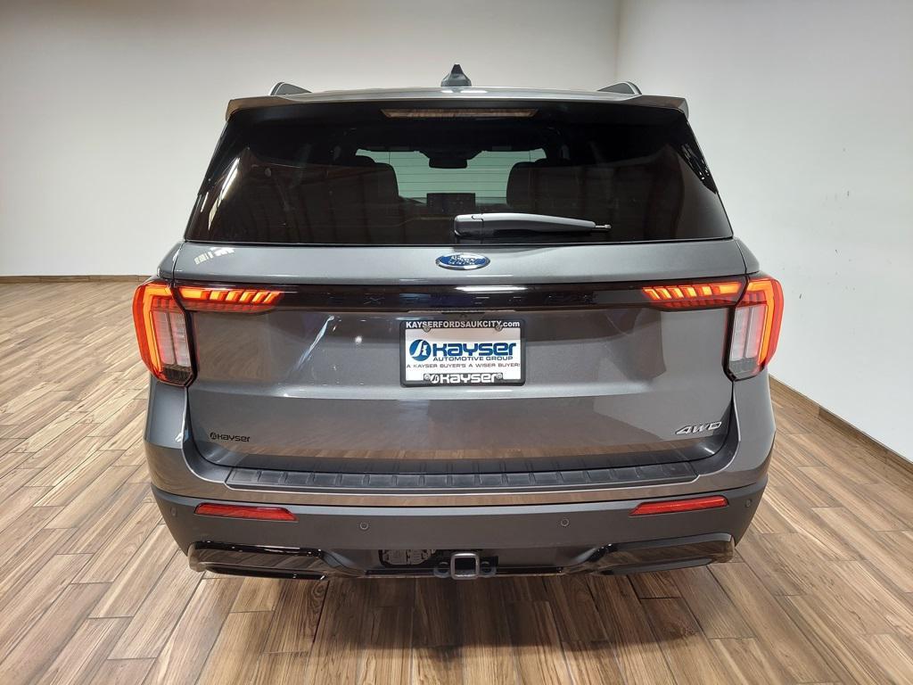 new 2025 Ford Explorer car, priced at $51,620