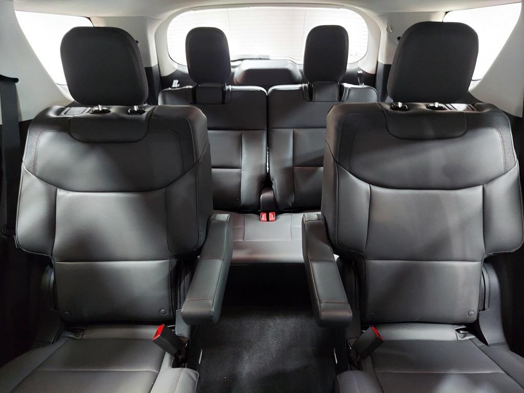 new 2025 Ford Explorer car, priced at $47,391
