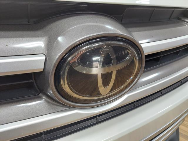 used 2019 Toyota Highlander car, priced at $22,400