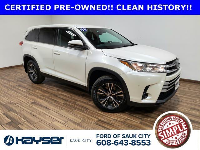 used 2019 Toyota Highlander car, priced at $22,400
