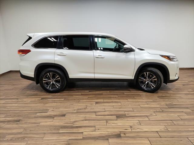 used 2019 Toyota Highlander car, priced at $22,400