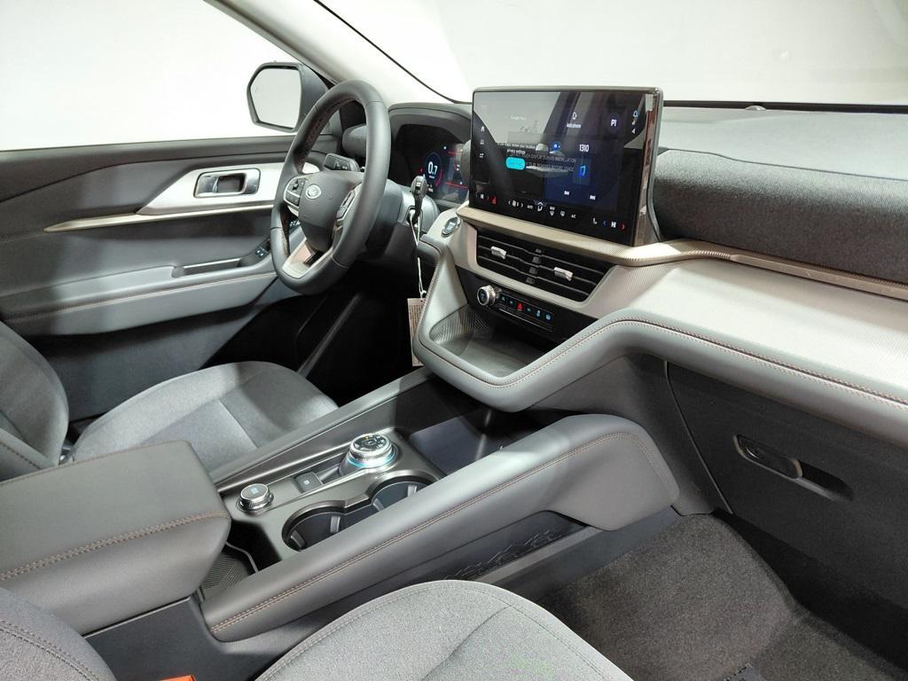 new 2026 Ford Explorer car, priced at $43,272