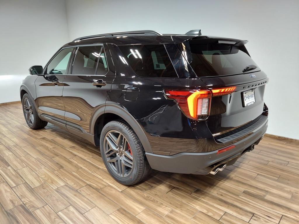 new 2025 Ford Explorer car, priced at $60,392