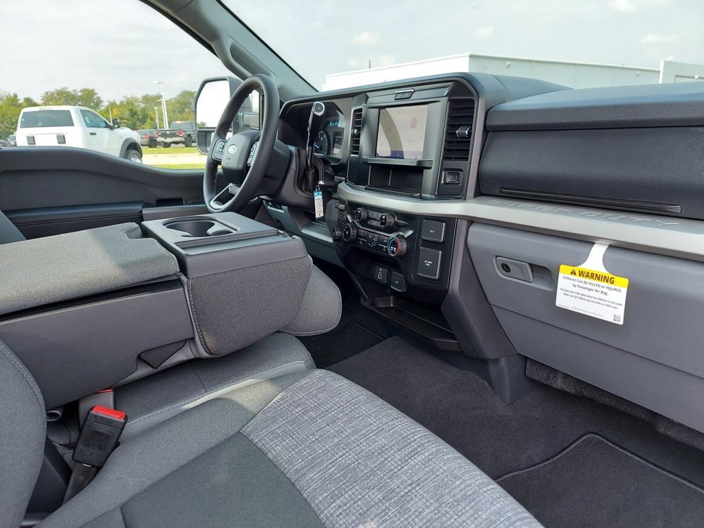 new 2025 Ford F-250 car, priced at $65,925