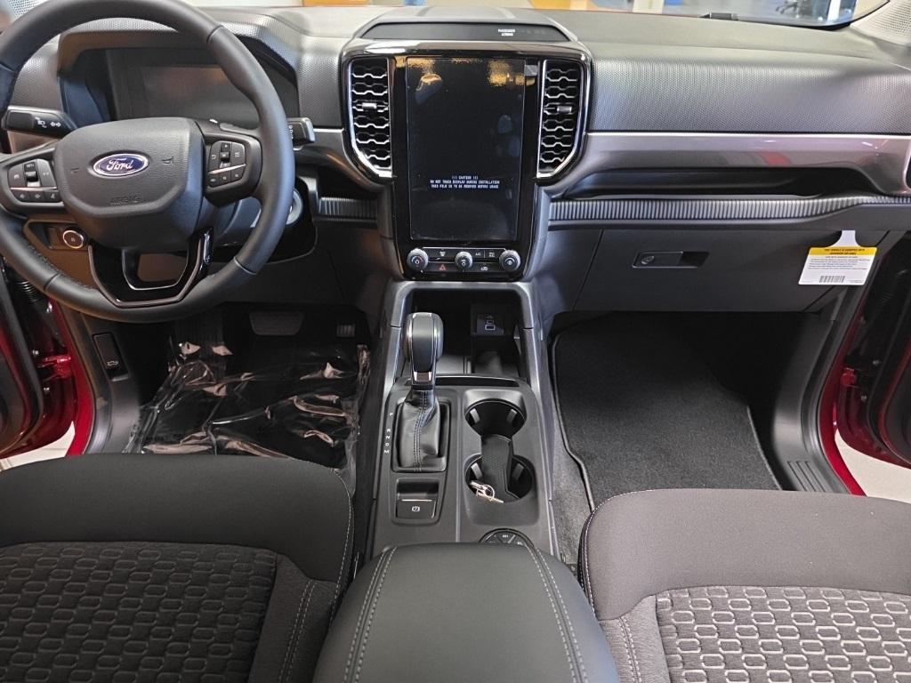 new 2025 Ford Ranger car, priced at $40,000