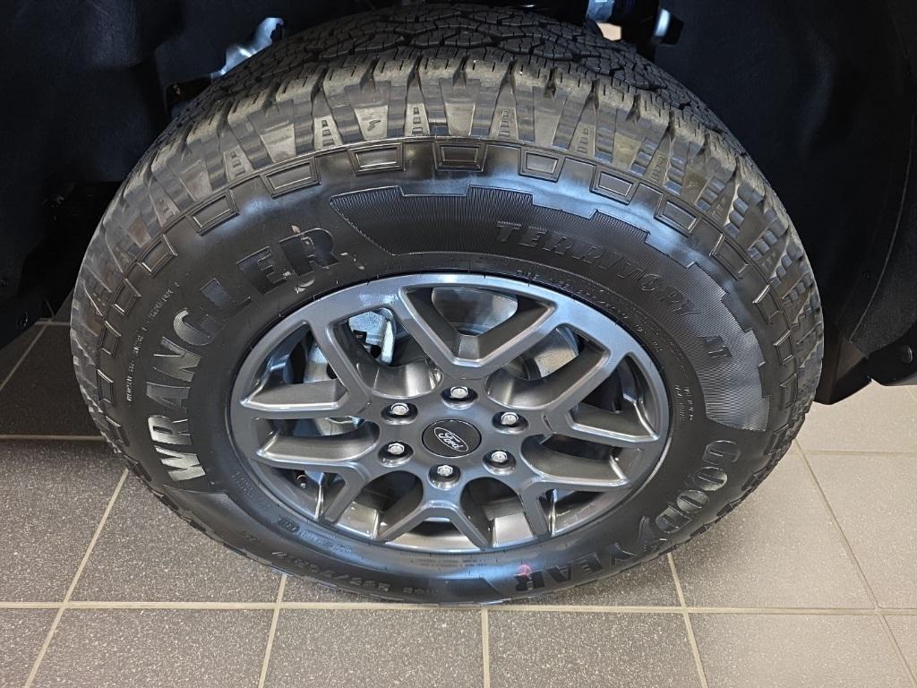 new 2025 Ford Ranger car, priced at $40,000