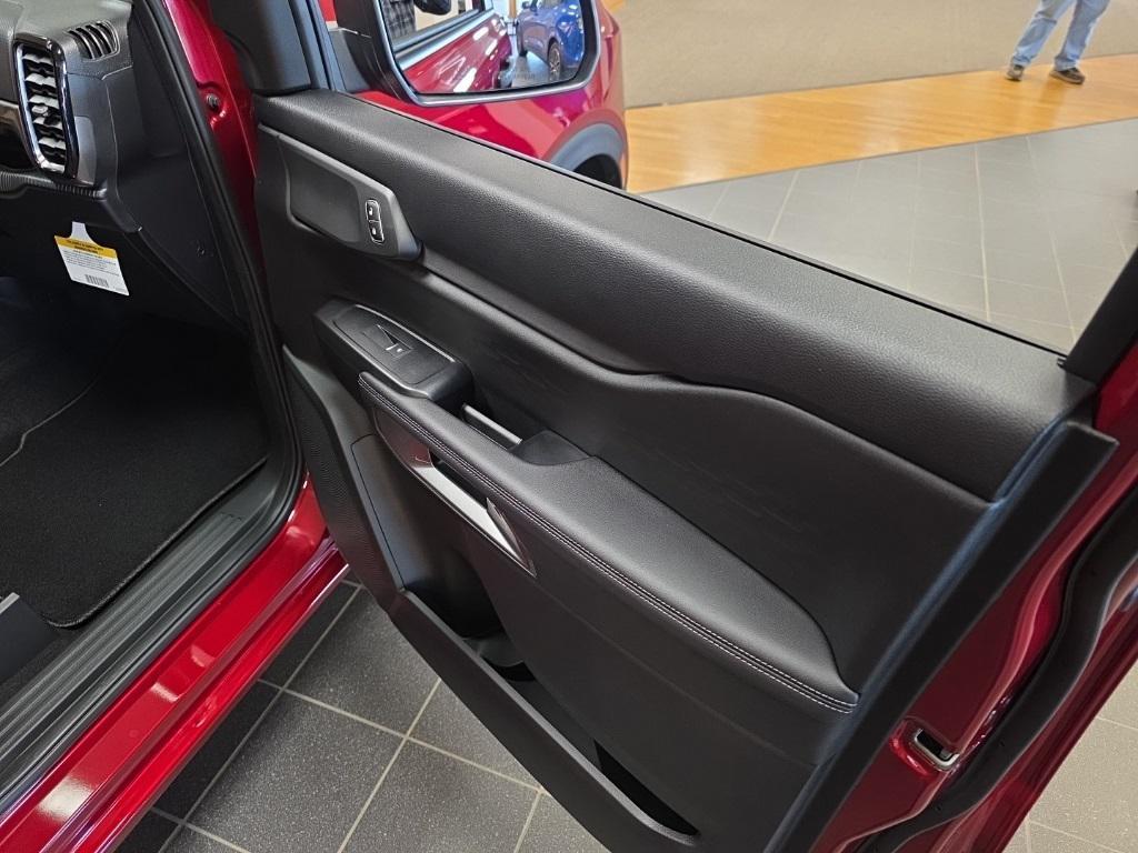 new 2025 Ford Ranger car, priced at $40,000