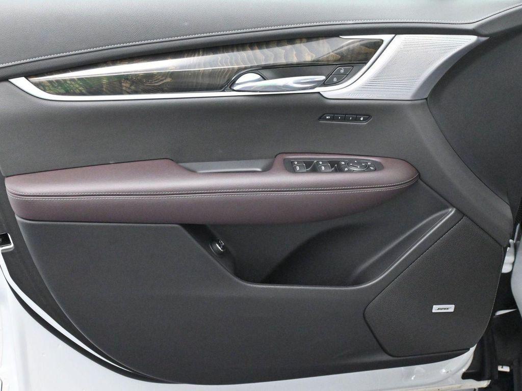 used 2021 Cadillac XT6 car, priced at $33,500