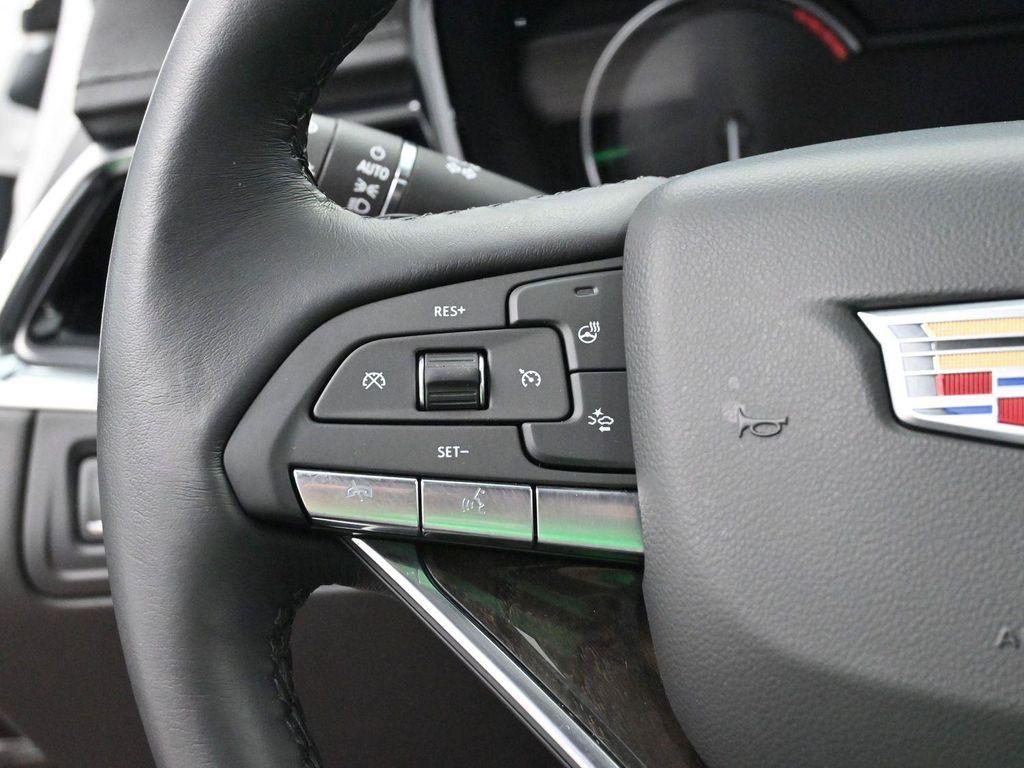 used 2021 Cadillac XT6 car, priced at $33,500