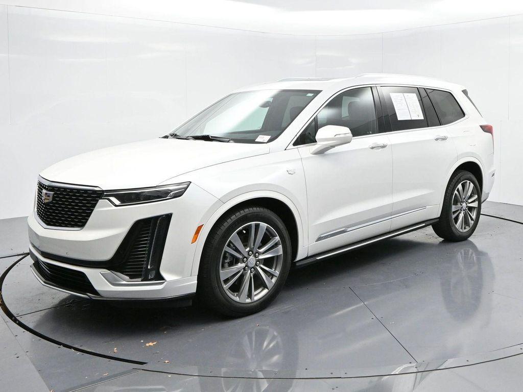 used 2021 Cadillac XT6 car, priced at $33,500