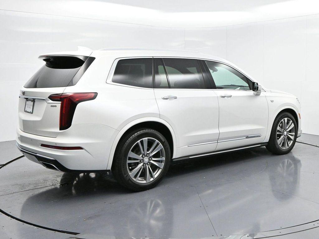used 2021 Cadillac XT6 car, priced at $33,500