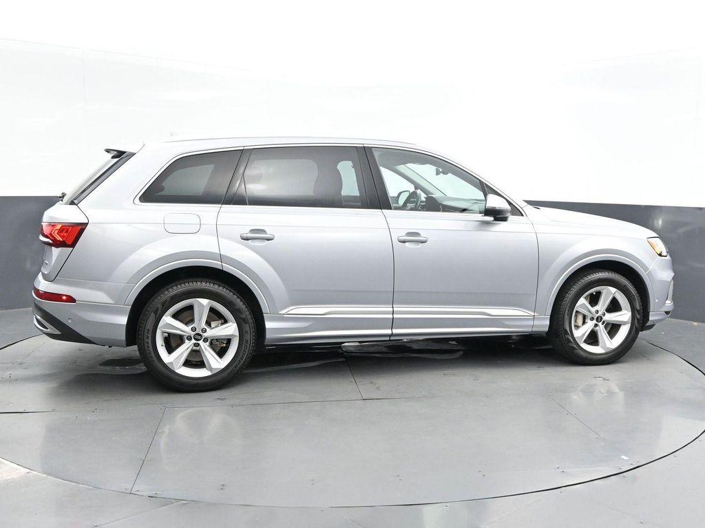 used 2022 Audi Q7 car, priced at $25,500
