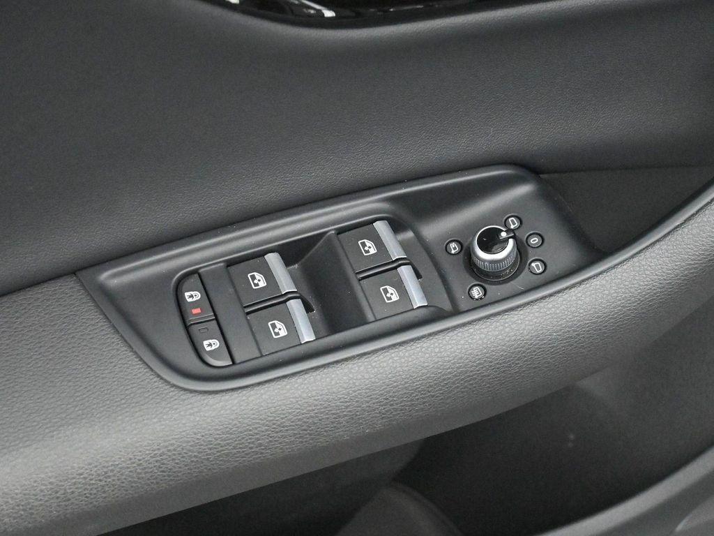 used 2022 Audi Q7 car, priced at $25,500