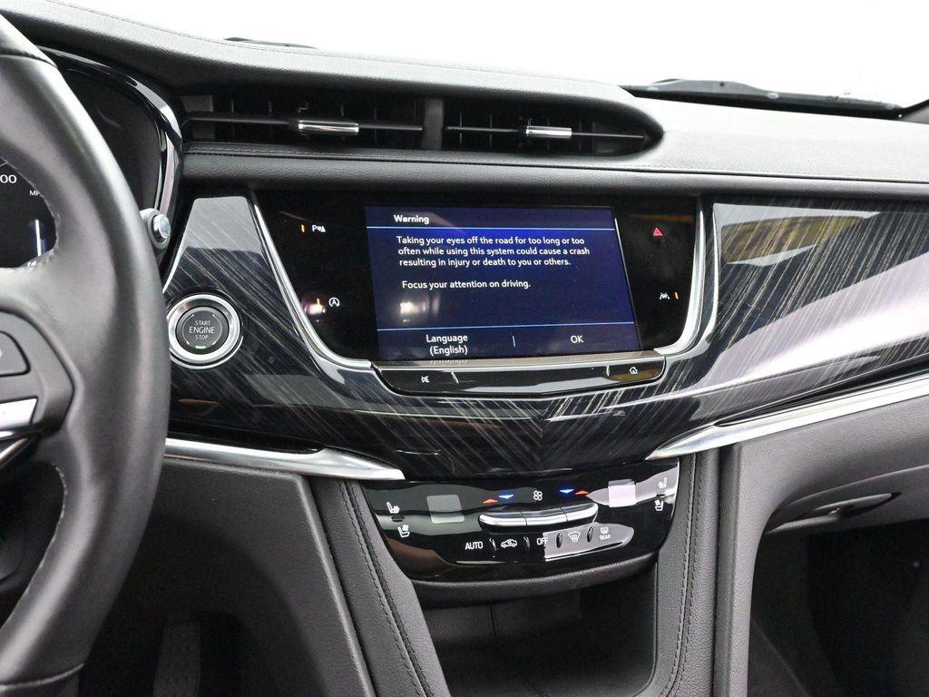 used 2025 Cadillac XT6 car, priced at $47,500
