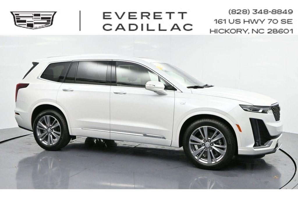 used 2025 Cadillac XT6 car, priced at $47,500