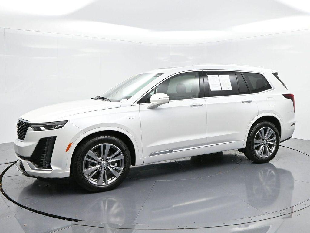 used 2025 Cadillac XT6 car, priced at $47,500