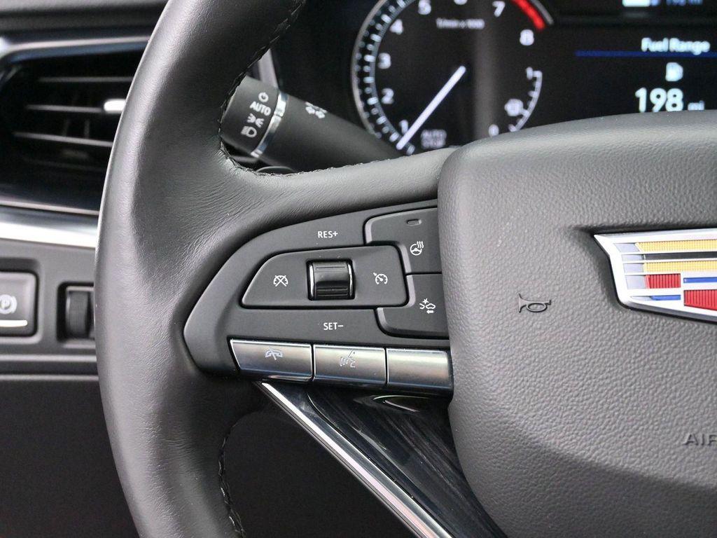 used 2025 Cadillac XT6 car, priced at $51,000