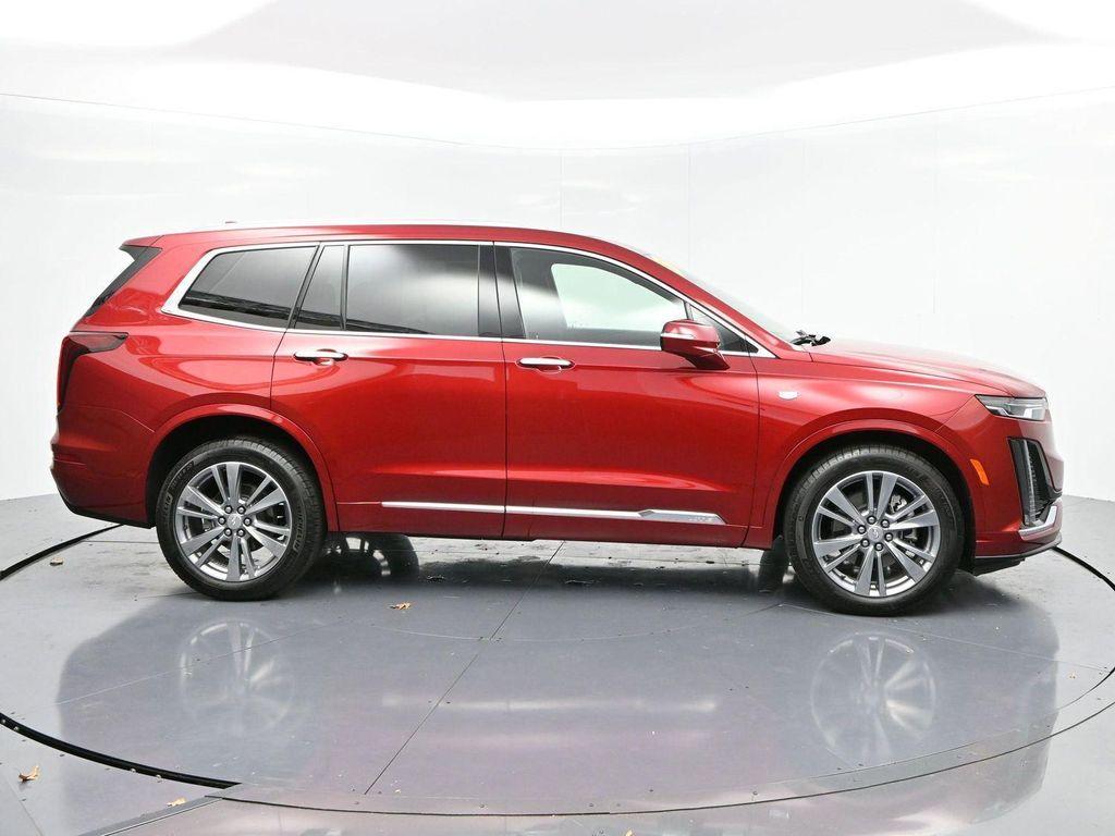 used 2025 Cadillac XT6 car, priced at $51,000