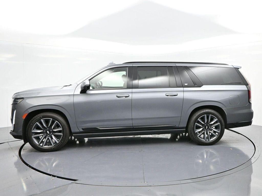 used 2021 Cadillac Escalade ESV car, priced at $55,500