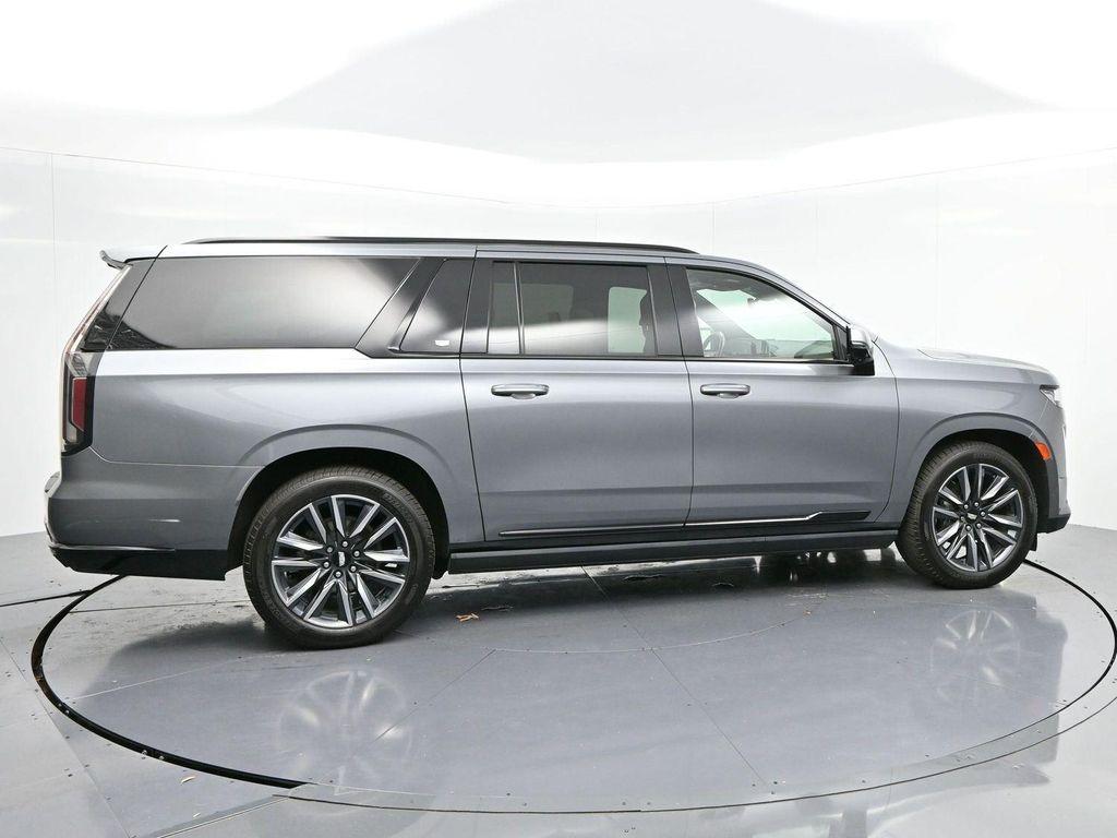 used 2021 Cadillac Escalade ESV car, priced at $55,500