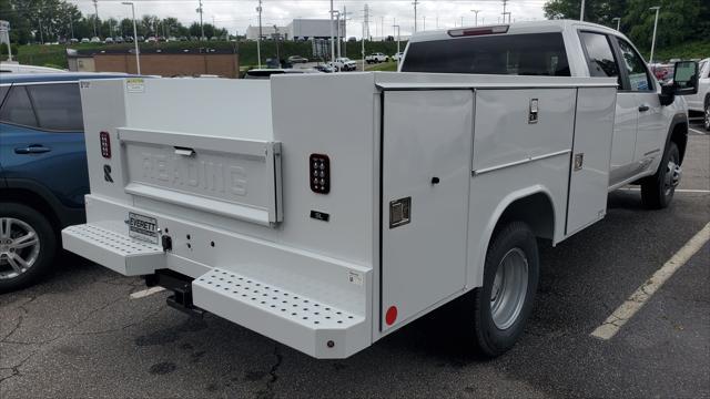 new 2025 GMC Sierra 3500 car, priced at $67,238