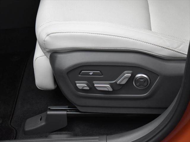 used 2025 Hyundai Santa Fe car, priced at $44,000
