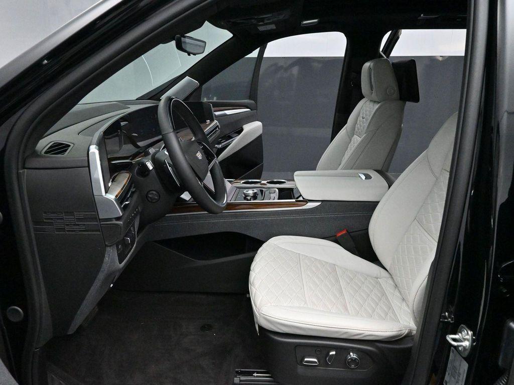 used 2025 Cadillac Escalade ESV car, priced at $116,500