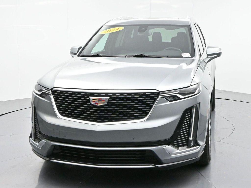 used 2024 Cadillac XT6 car, priced at $48,500