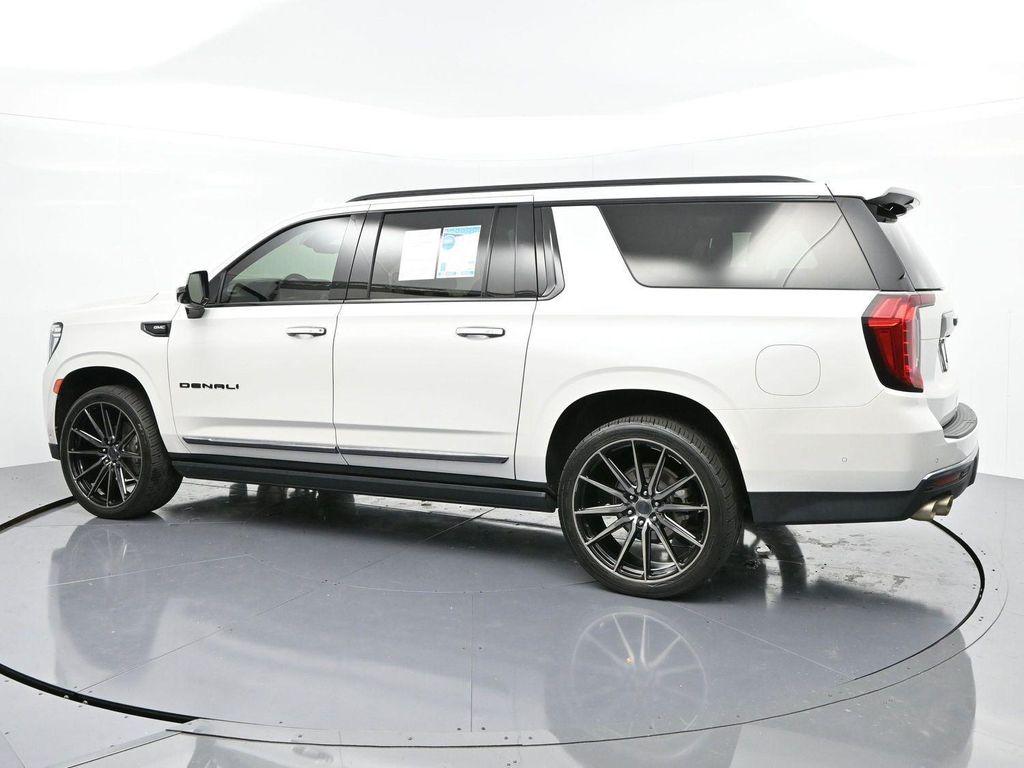 used 2023 GMC Yukon XL car, priced at $68,000