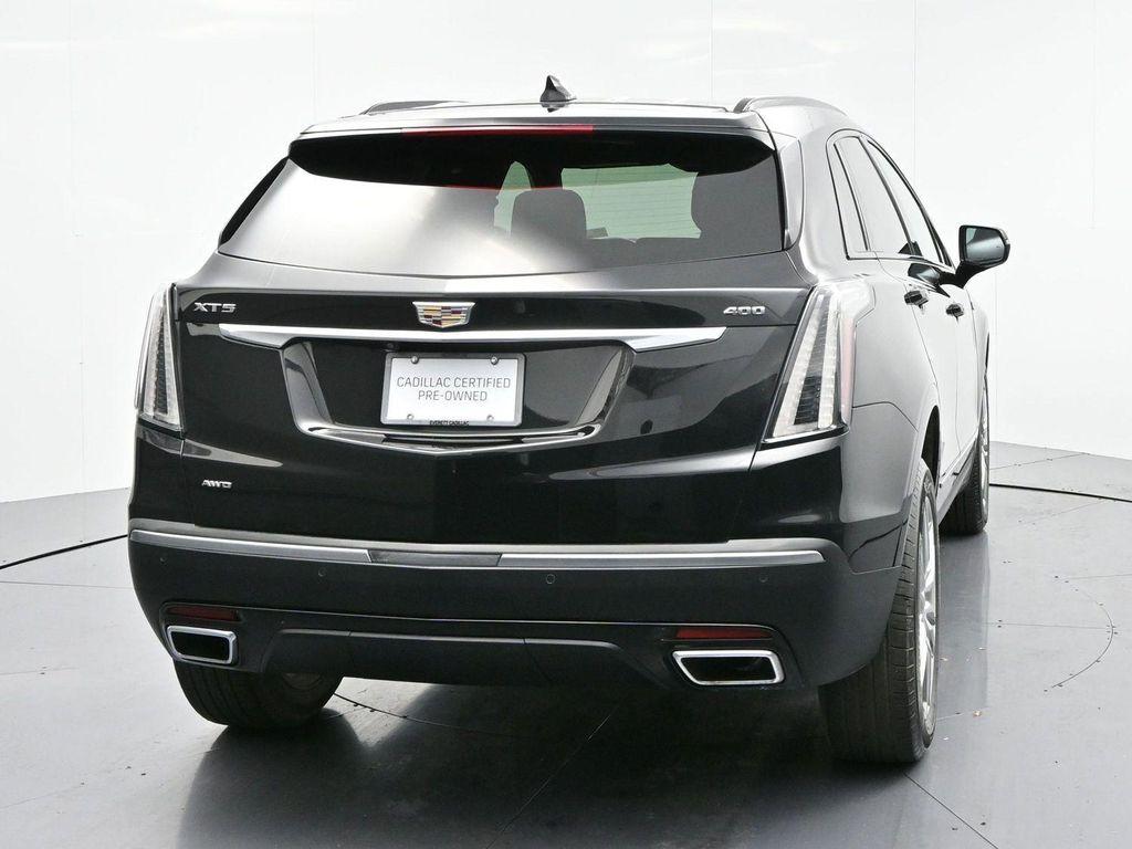 used 2022 Cadillac XT5 car, priced at $33,700