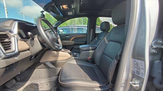 used 2023 GMC Canyon car, priced at $43,700