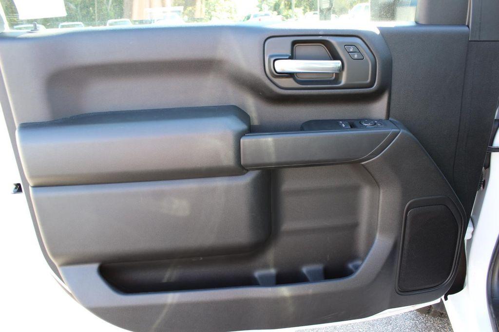 new 2024 GMC Sierra 2500 car, priced at $60,185