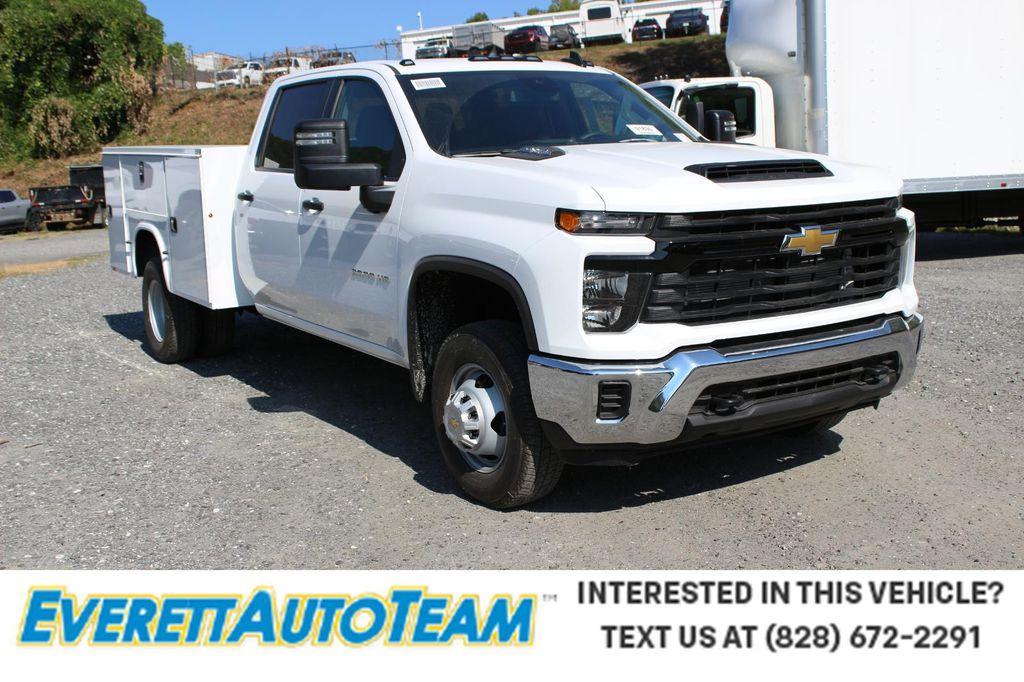 new 2025 Chevrolet Silverado 3500 car, priced at $77,888