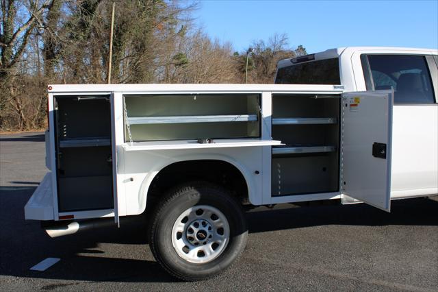 new 2024 Chevrolet Silverado 3500 car, priced at $52,553