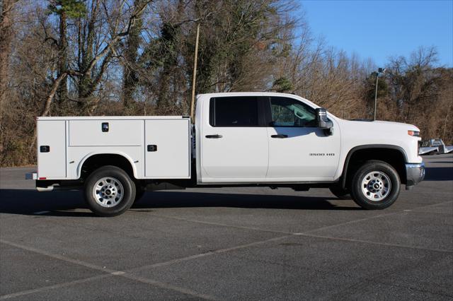 new 2024 Chevrolet Silverado 3500 car, priced at $52,553