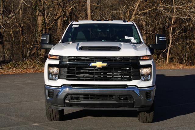 new 2024 Chevrolet Silverado 3500 car, priced at $52,553