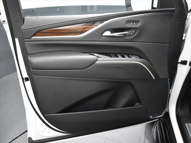 used 2022 Cadillac Escalade ESV car, priced at $52,500
