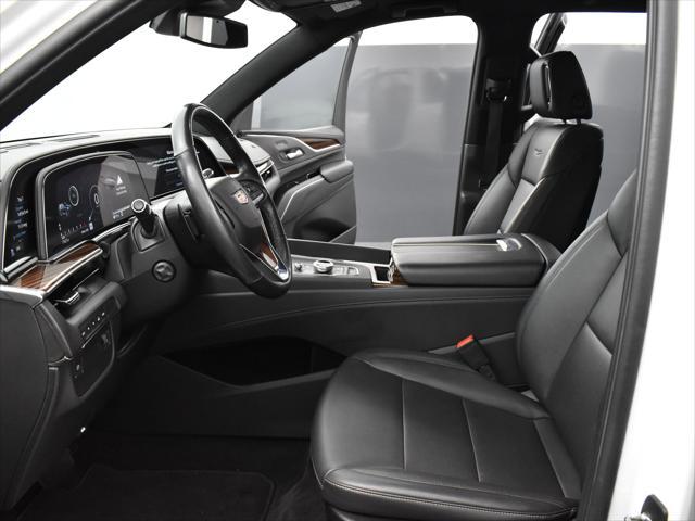 used 2022 Cadillac Escalade ESV car, priced at $52,500