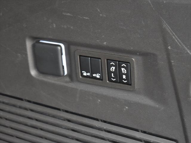 used 2021 GMC Yukon car, priced at $46,000