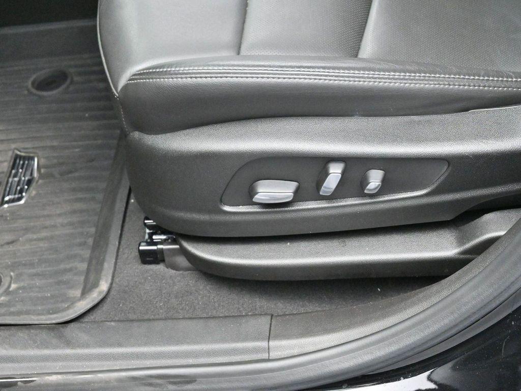 used 2024 Cadillac XT6 car, priced at $45,000