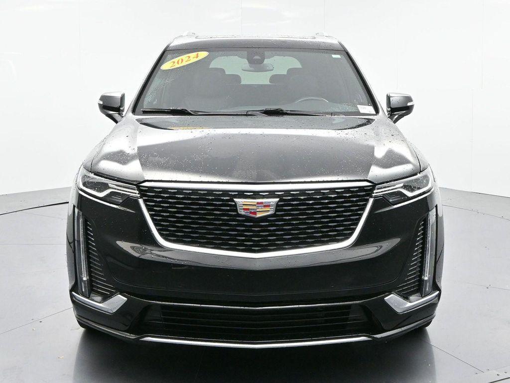 used 2024 Cadillac XT6 car, priced at $45,000